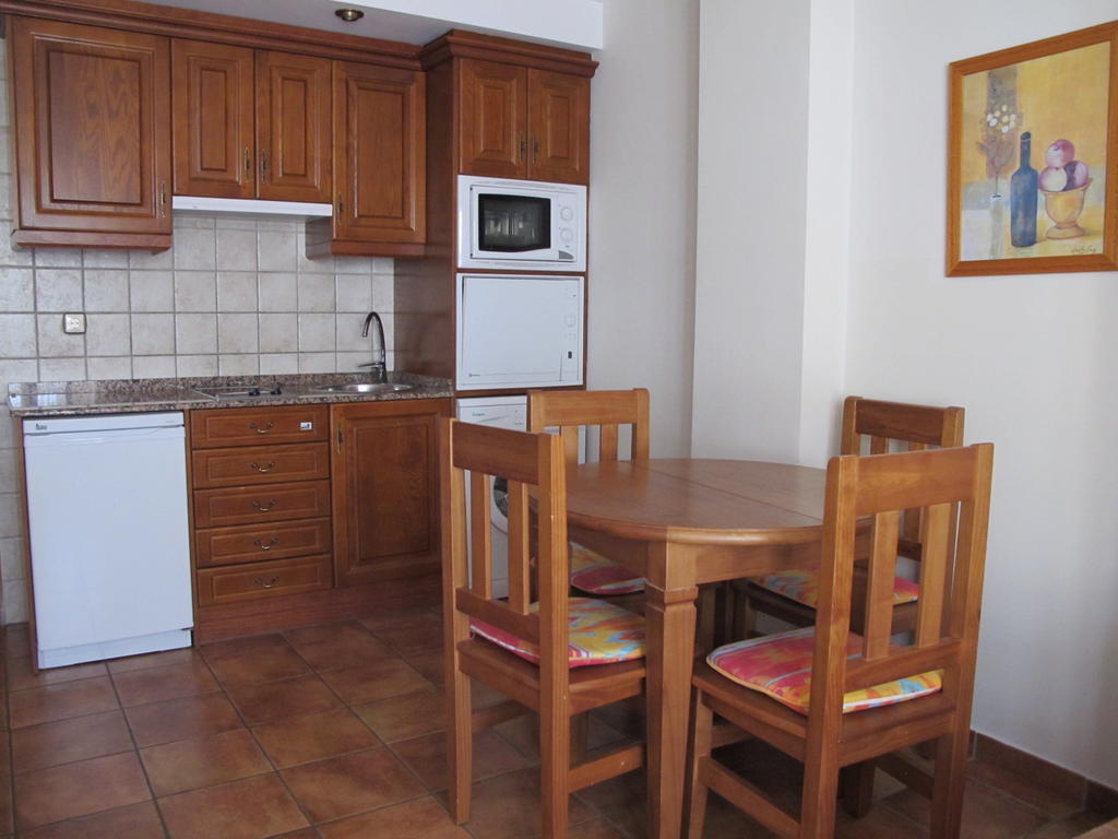 Apartamentos Casa Espanol Broto Esterno foto