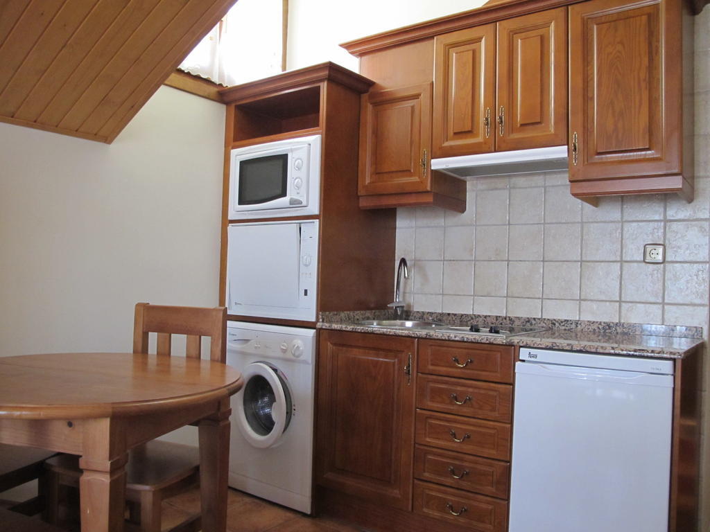 Apartamentos Casa Espanol Broto Esterno foto